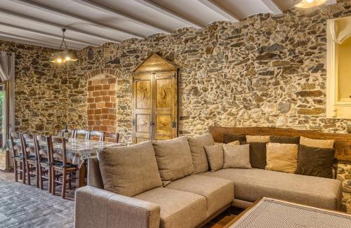 Garriguella House | Casa Rural El Torn