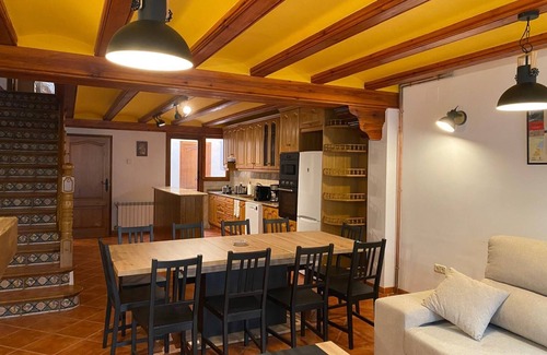 Mirambel Cottage | Casa Rural en el Maestrazgo. Ideal Para Familias y Amigos