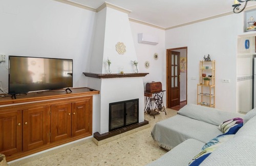 Marchena Villa | Casa Rural Entre Olivos La Puebla de Cazalla by Ruralidays
