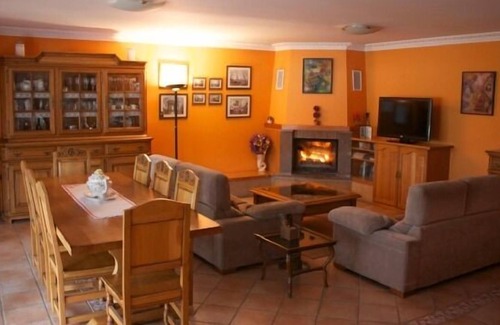 Lezaun Cottage | Casa Rural Erbioz for 11 people