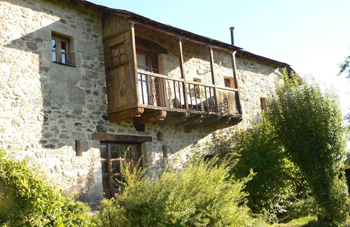 Avedillo de Sanabria House | CASA RURAL 5 * THE SEDA WORKSHOP