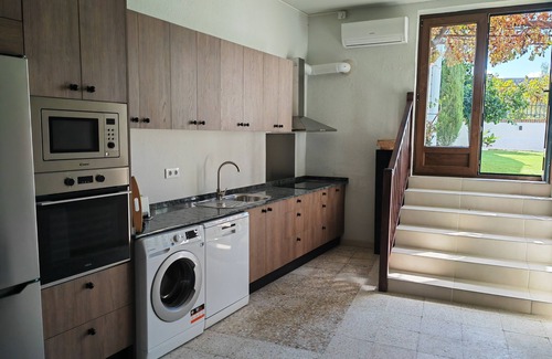 La Calzada de Oropesa Cottage | Casa Rural Teralba 2 con 4 Habitaciones Para 10 Personas, Jardín y Barbacoa