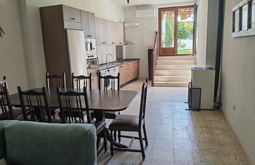 La Calzada de Oropesa Cottage | Casa Rural Teralba 2 con 4 Habitaciones Para 10 Personas, Jardín y Barbacoa