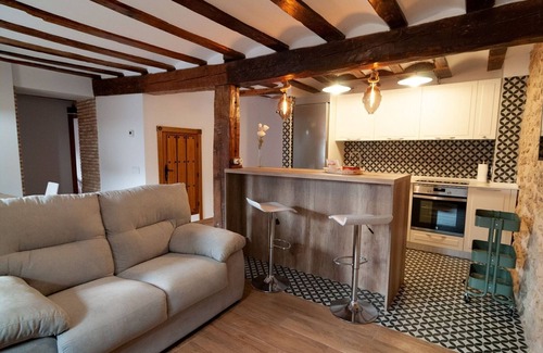 Campillo de Duenas Cottage | Casa Rural - la Casa el Cura
