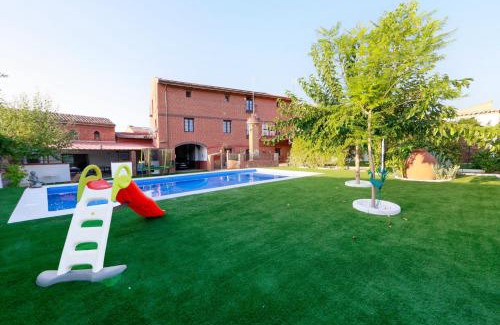 La Calzada de Oropesa House | Casa Rural Teralba