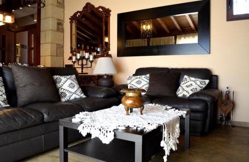 San Martin del Castanar Villa | CASA RURAL VERSOS