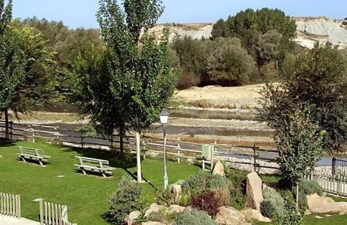 Santa Cilia Cottage | Casa Rural Lagar de Palacio for 12 people