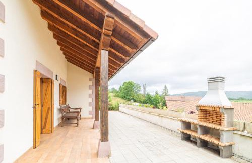 Bizkarreta-Gerendiain House | Casa rural Gibelea