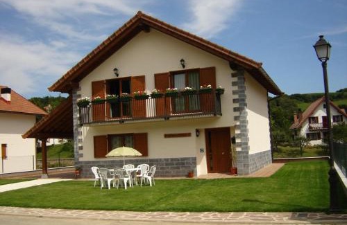 Aurizberri House | Casa Rural Irugoienea
