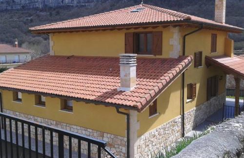 Santelices House | Casa Rural Izarrak