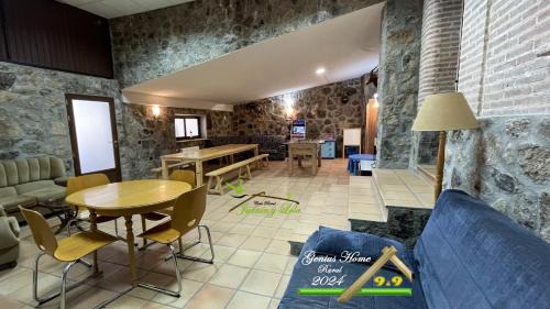 Fresnedoso de Ibor House | Casa Rural Juanín - Alojamiento Turístico Gold