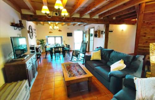 Ligos House | Casa rural La abuela Nines