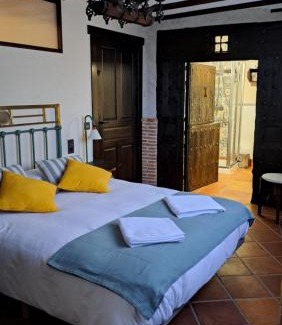 Horche Apartment | Casa Rural LA BODEGA, ofrece cata de vino gratis