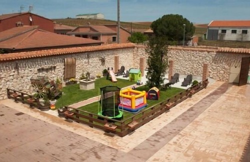 Serrada Cottage | Casa Rural La Cántara for 17 people