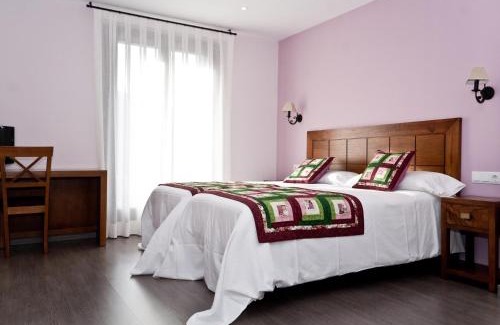 Tirvia House | Casa Rural La Comella