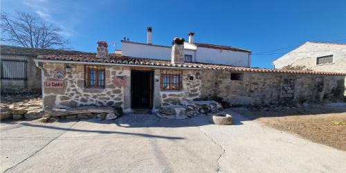 Villar de Corneja Apartment | casa rural La Cuadra