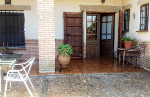 Aldeanueva de Barbarroya House | Casa Rural La Era