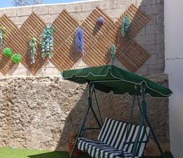 Cuevas del Becerro House | Casa Rural La Barranca