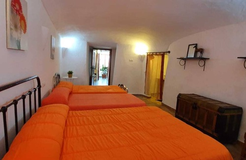 Cuevas del Campo House | Casa rural La Cueva de la Abuela
