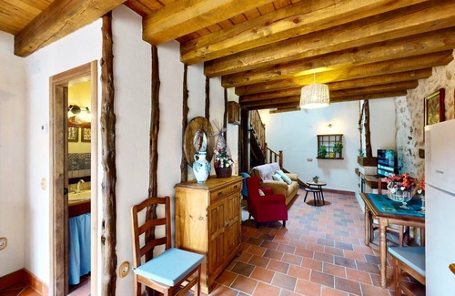 Caballar Cottage | Casa Rural La Fuente del Fresno, Para dos Personas en el Pueblo de Caballar