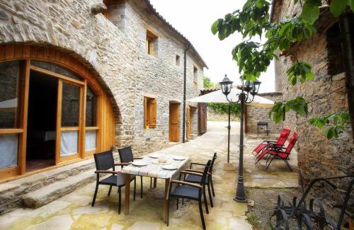 Ainsa-Sobrarbe House | Casa rural La Masadría