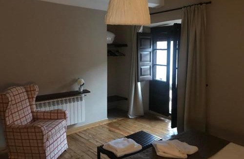 Valoria la Buena House | Casa Rural La Plaza