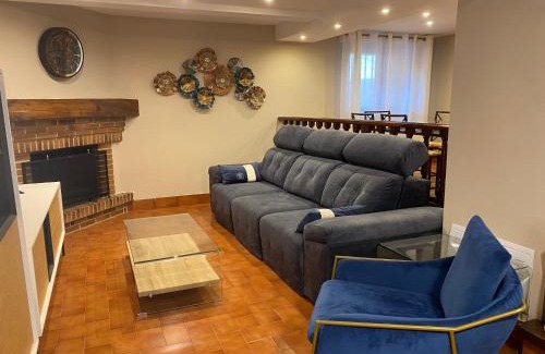 Azofra House | Casa Rural La Plaza