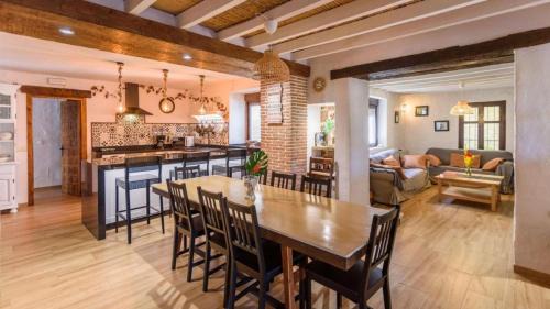 Alora House | Casa Rural La teja (Caminito del Rey)