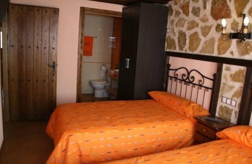 Molinicos Cottage | Casa Rural Las Tinajas de Morote for 15 people