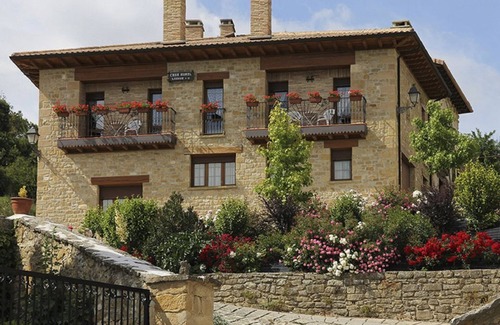 Eraul Cottage | Casa rural Lazkua I y II for 8 people