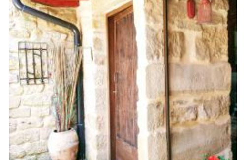 San Asensio Cottage | Casa Rural Los Carros, house with courtyard for 8 people