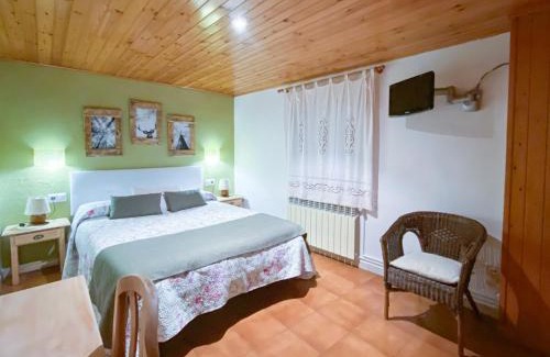 Rialp House | Casa Rural Macia - Apartamentos