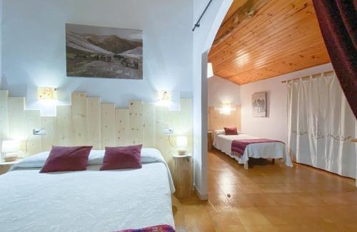 Rialp House | Casa Rural Macia - Apartamentos