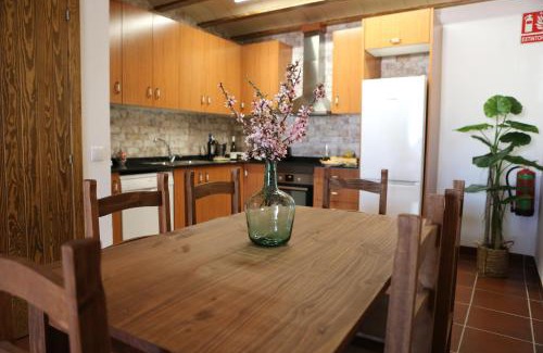 Les Useres House | Casa Rural Mas dels Fumeros