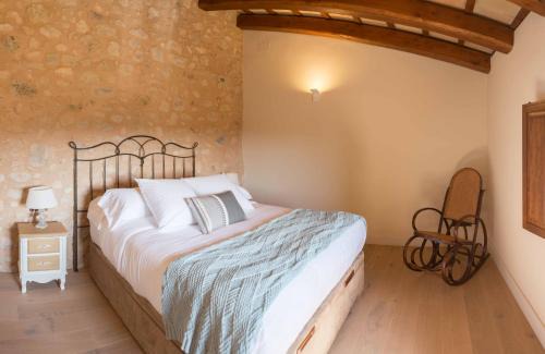 Aiguamurcia House | Casa rural Masia Les Apieres