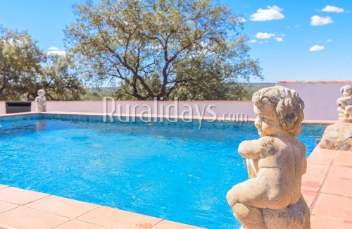 Santa Olalla del Cala Villa | Casa rural Navalonguilla Santa Olalla del Cala by Ruralidays