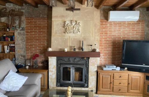 Almenara de Tormes House | Casa Rural Neira