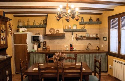 Todolella Apartment | Casa Rural Nuri de Rei A y B