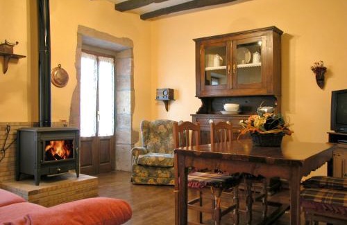 Zuaztoi de Azpilkueta House | Casa Rural Petisansenea II