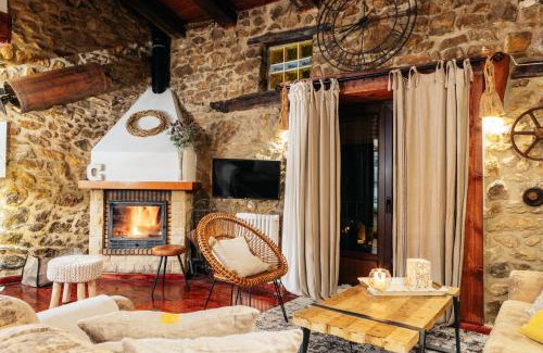 Linares de Mora House | Casa Rural Palacio
