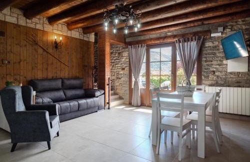 Borrastre House | Casa Rural Perico