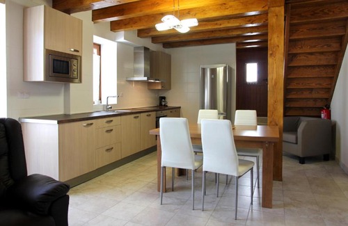 Lintzoain House | Casa Rural Primorena Txiki