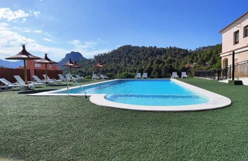 Elche De La Sierra House | Casa Rural Puente Del Segura