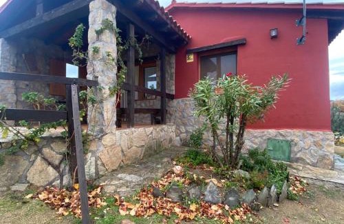 El Tiemblo Ski Chalet | Casa Rural Roja