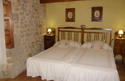 La Fresneda House | Casa rural Rosa