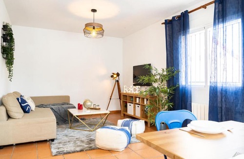 Illana Villa | Casa Rural - Suerte (+Piscina)