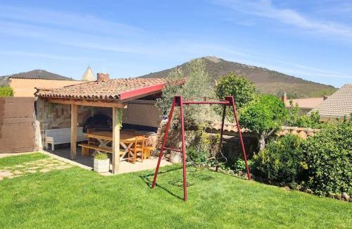 Otero de Bodas House | Casa Rural Tozolosolobos