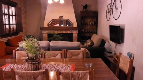 San Carlos del Valle House | Casa Rural Vallehermoso