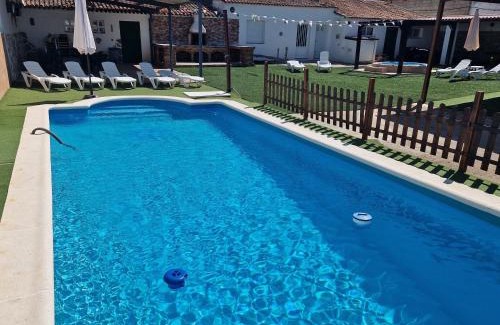 Don Benito House | Casa Rural ¨Villa Vivares¨ 3*