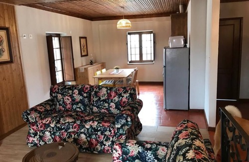 Pinhel House | CASA RUSTICA DA SOUROPIRES